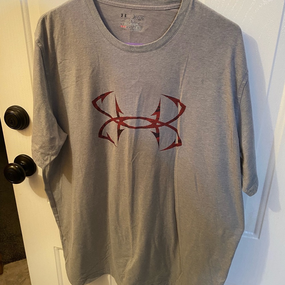 Under Armour Men's Short Sleeve Gray Tee with Red Logo